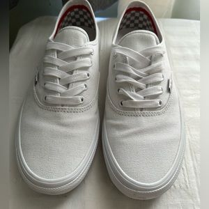 Men’s White Vans